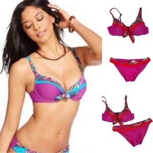 BECCA Fuchsia/Red Paisley Layered Push-Up Bikini Swim Suit Size: Small